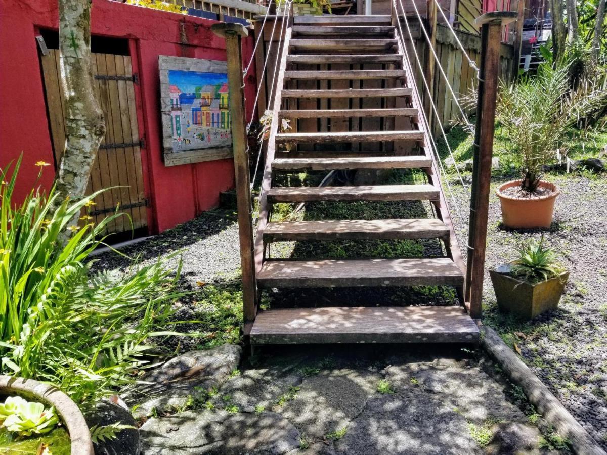 Les Bananes Vertes Ecolodges Saint Claude Bagian luar foto