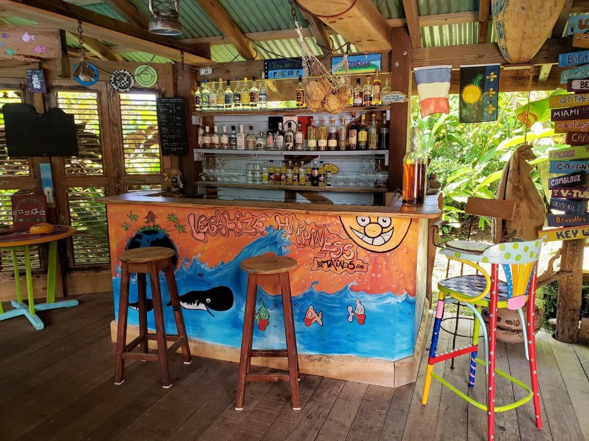 Les Bananes Vertes Ecolodges Saint Claude Bagian luar foto