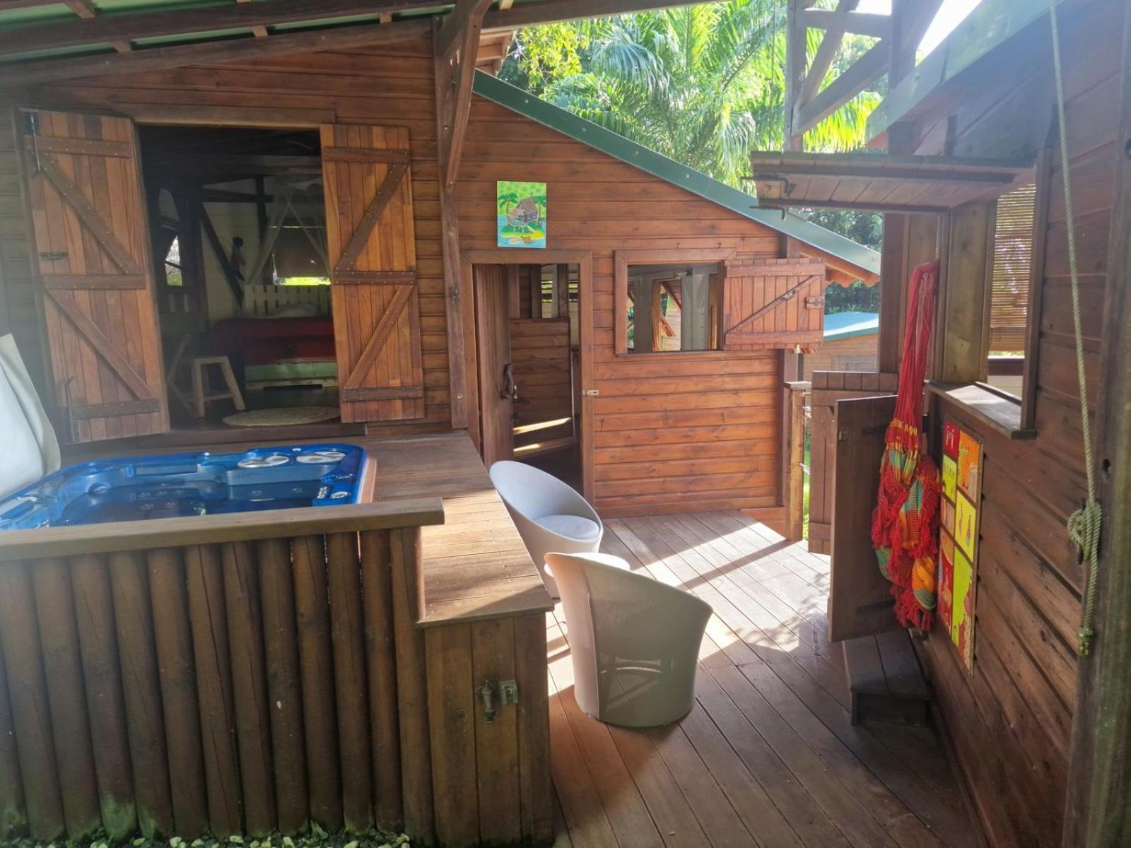 Les Bananes Vertes Ecolodges Saint Claude Bagian luar foto